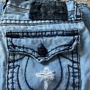 TRUE RELIGION JEANS